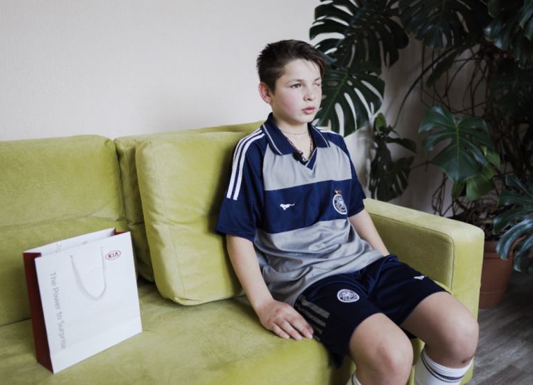 "Юным арбитром KIA" на матче БАТЭ — “Арсенал” станет слабовидящий мальчик