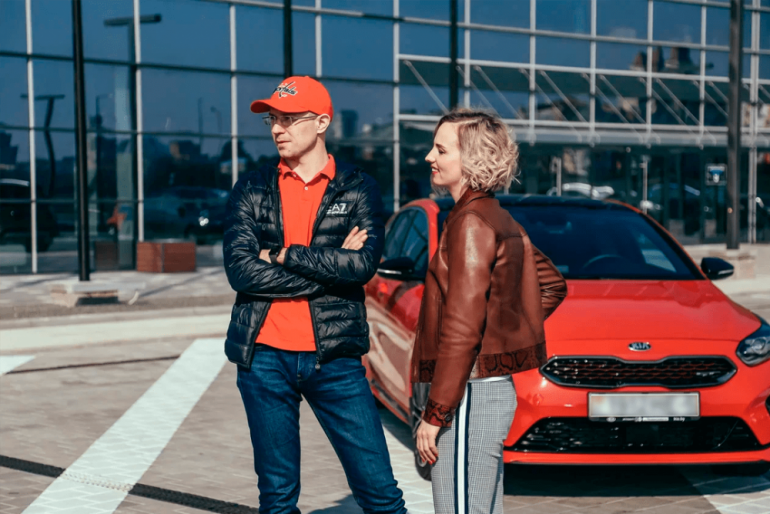 Третий выпуск проекта «Места силы»: Денис и Оксана о своем Kia ProCeed GT